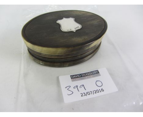 Horn snuff box with silver cartouche Birmingham 1910 Condition Report Click here for further images, condition, auction times