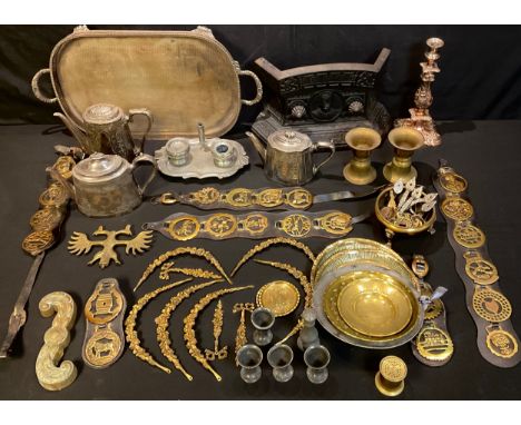 Metalware - a Victorian cast iron fire grate, H.M. Stanley; a pewter desk stand; a gallery tray; plated tea pots; horse brass