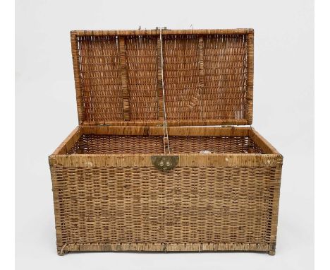 A cane trunk. Width 85cm.