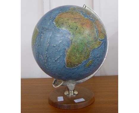 A terrestrial globe lamp
