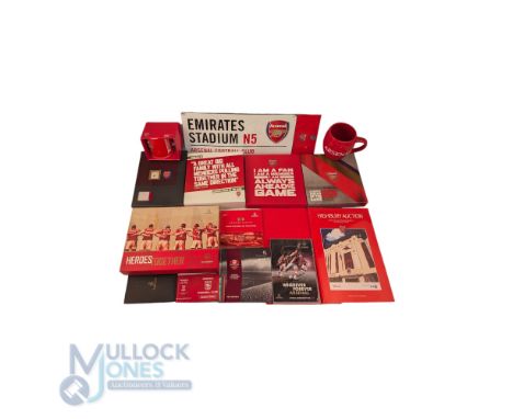 Arsenal Football Handbooks and collectables: 5 membership handbooks, 2 unused Arsenal mugs, metal sign, closing of Highbury a
