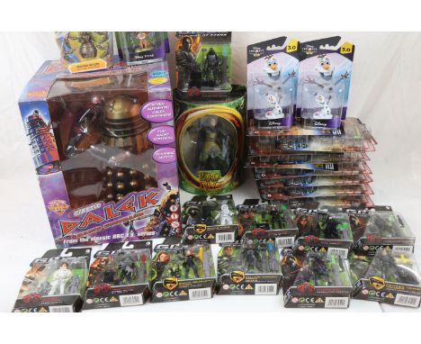 31 Boxed &amp; carded figures to include Doctor Who Classic Dalek, 11 x Hasbro GI Joe The Rise of Cobra, 14 x Elite Force Bri