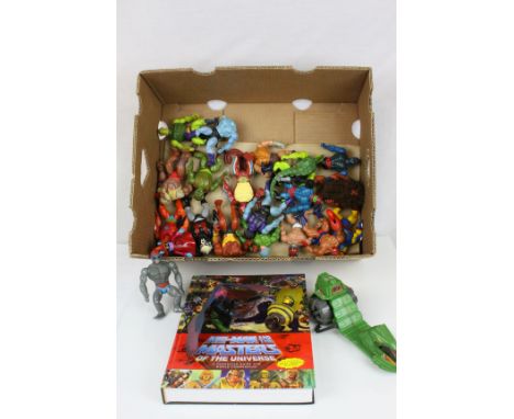 Collection of 18 original Mattel He Man Masters of the Universe figures to include Skeletor, Clawful, Grizzlor, Hordak, Orko,