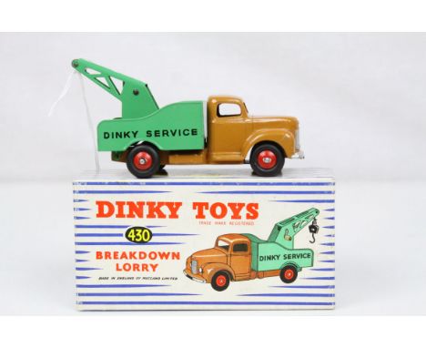Boxed Dinky 430 Breakdown Lorry diecast model, no hook, diecast excellent, gd box