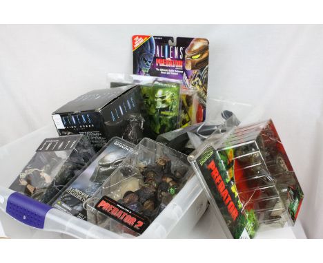 Six carded and boxed Alien and Predator figures to include 3 x McFarlane Movie Maniacs (Aliens &amp; Predator 2 x 2), Kenner 