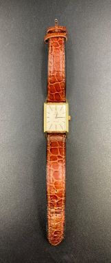 Louis Vuitton Tambour Watch with Mother of Pearl Watch Ref. 2581