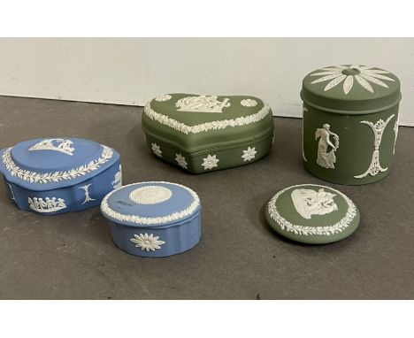 Four pieces of Jasperware Wedgewood 