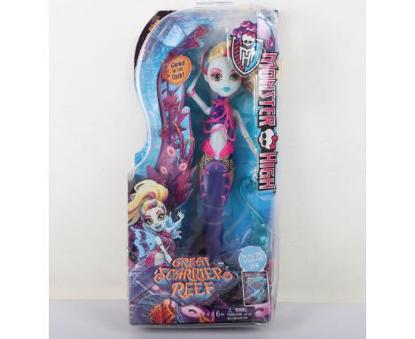 Monster High Lagoona Blue Great Scarrier Reef Glowsome Ghoulfish Daughter of the Sea Monster 2015 New in Box Doll Mattel. New