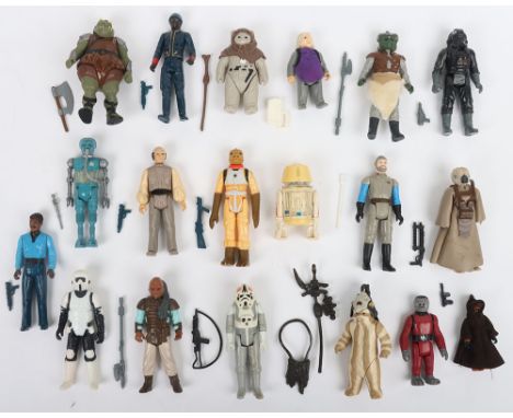 Nineteen Vintage Star Wars loose action figures Kenner, Sixteen complete with original weapons, Play worn to very good condit