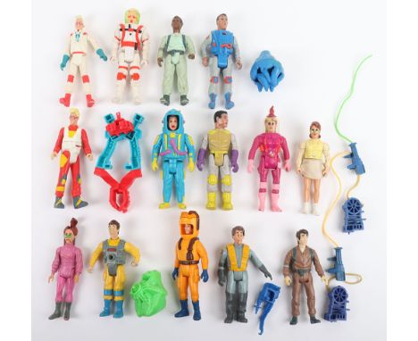 Fourteen Vintage Ghostbusters Action Figures loose Kenner. Clips on the proton packs are broken.  Play worn condition. (14 it