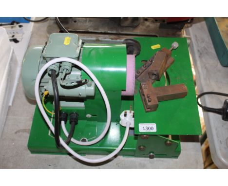 A table top grinder