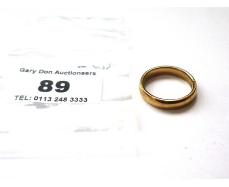 9K GOLD RING SIZE: N TOTAL W: 3.8G