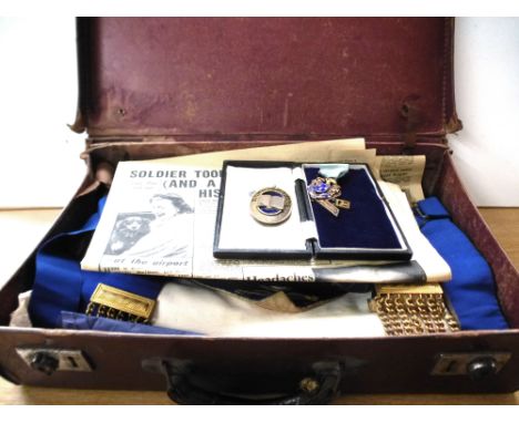 SUITCASE WITH MASONIC SASH, APRON, 2 MASONIC MEDALS AND HISTORY OF FREEMASONRY IN LINCOLNSHIRE BY W.DIXON