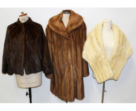 Ladies' vintage mid-brown mink fur coat, initials in lining, dark brown mink fur jacket and blond mink fur wrap (3)