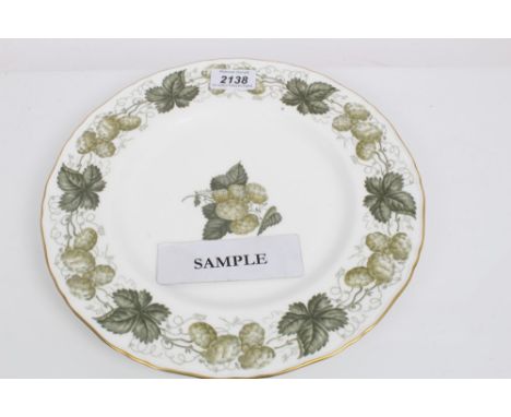 Royal Worcester 'The Worcester Hop' part dinner service (43 pieces)