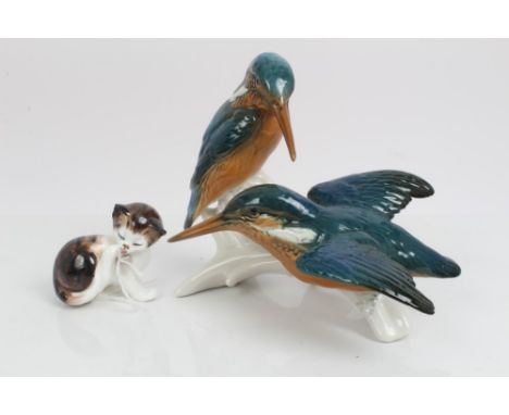 Karl Ens porcelain model of two Kingfishers and a Royal Doulton kitten HN2580 (2) CONDITION REPORT Kingfisher and kitten both