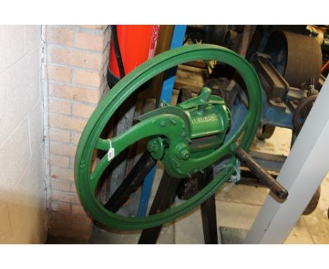 R. Hunt & Co. 'The Simplex' chaff cutter in green liveryIf you are looking to purchase, or are fortunate enough to purchase a
