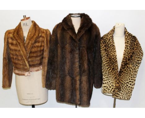 Ladies' circa 1930s vintage cheetah fur stole / wrap, blonde cropped fur jacket with wide sleeves, Musquash fur coat, plus mi