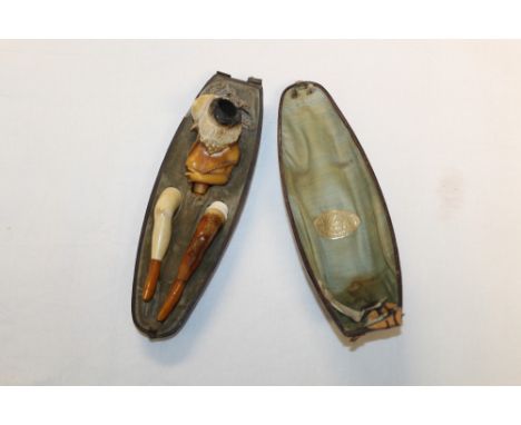 Unusual late 19th century meerschaum pipe carved in the form of the upper torso of a naked girl, with amber mouthpiece,11cm a