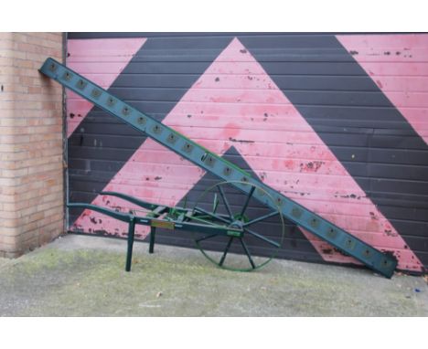 R. Hunt & Co. Shandy seed barrow, with retailer's plaque for H. E. Williams & Co. - in fully restored conditionIf you are loo