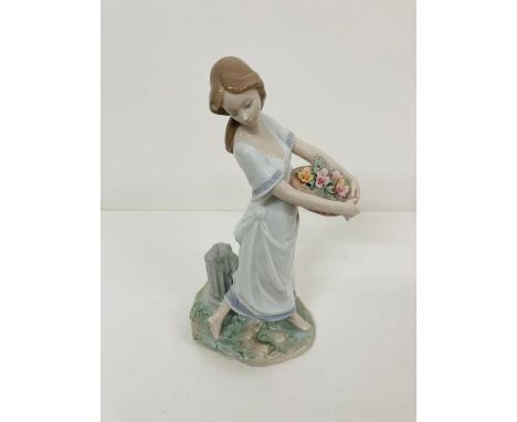 A Boxed Lladro Privilege porcelain figurine "Garden of Athens" 