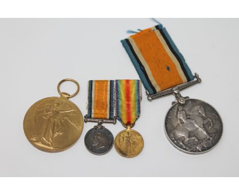 A First World War Pair, comprising British War Medal and Victory Medal, named to 13934 D.A. F. Snell. D.H. R.N.R, with miniat