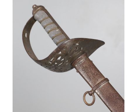 A VICTORIAN 1895 PATTERN INFANTRY OFFICER'S SWORD. With an 82 cm slender, tapering and pointed blade with partial fuller, mar