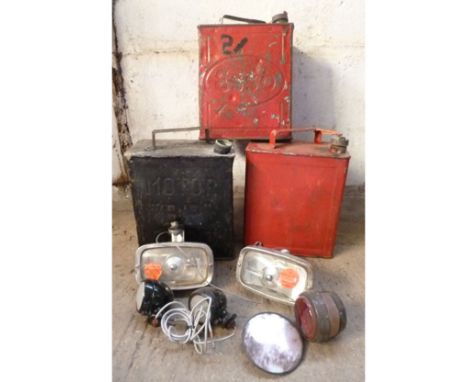 THREE 2-GALLON PETROL CANS AND ASSORTED LIGHT UNITS TO INCLUDE SPOT LAMPS 