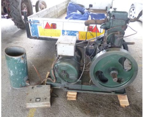 LISTER STATIONARY ENGINE WITH STARTAMATIC 4 1/2 KVA GENERATOR 