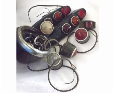 BOX OF ASSORTED CAR LIGHT UNITS 