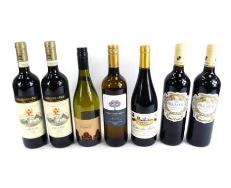 A collection of red and white wine, comprising a Finca Manzanos Rioja, Three Gables Colombard, a Collezione Di Paolo Chianti,