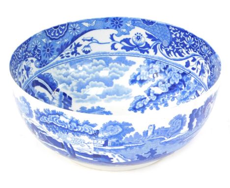 A Copeland Spode blue and white Italian pattern fruit bowl, 24cm diameter.