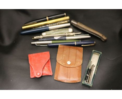 Parker Duofold 14k gold nip, black bakelite case, Parker Slimfold with 14K gold nib, petrol blue bakelite case, Parker 51 (af