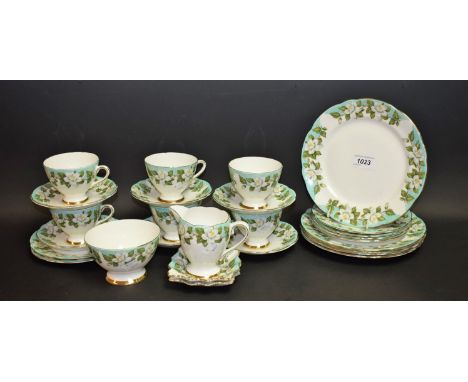 Ceramics - a Gladstone china Montrose pattern tea set including cups, saucers, side plates, tea plates, milk jug, sugar bowl