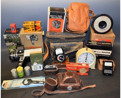 Photography - a Paxette Prontor-S 35mm camera, brown leather case; a Chinon 8mm movie camera; photography accessories for tak