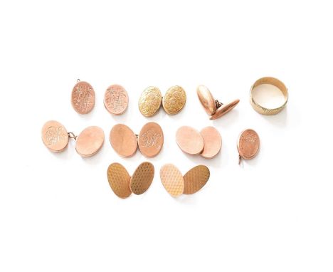 A 9 Carat Gold Band Ring, finger size N1/2; Two Pairs of 9 Carat Gold Cufflinks; and Various Oddments of 9 Carat Gold Gross w