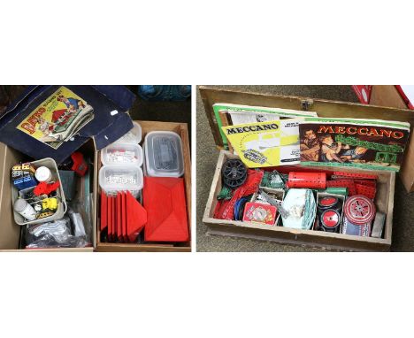 A Quantity of Bayko Parts, red/green/white, together with various loose Meccanno including bearings, clockwork and electric m
