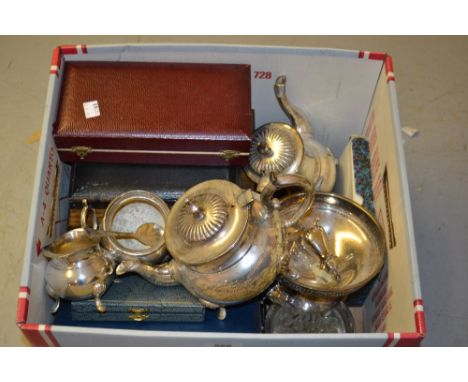 Quantity of miscellaneous silver plate including a teaset, boxed flatware etc
