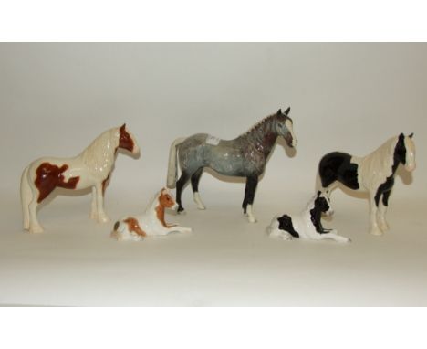 A Beswick Hunter, 1st version, grey, H260, boxed, two John Beswick Vanner Ponies, skewbald, and piebald, and two Vanner Foals