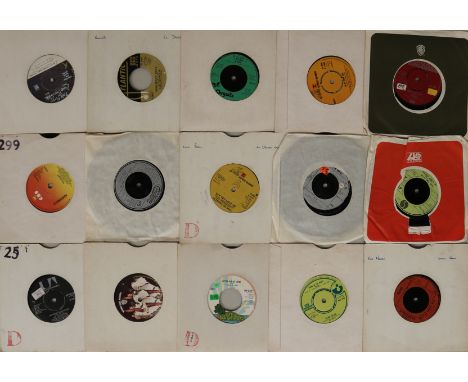 70s ARTISTS 45. Classic collection of 45s with over 200 included here. Artists/cat. numbers include Pink Floyd (HAR 5194), Le