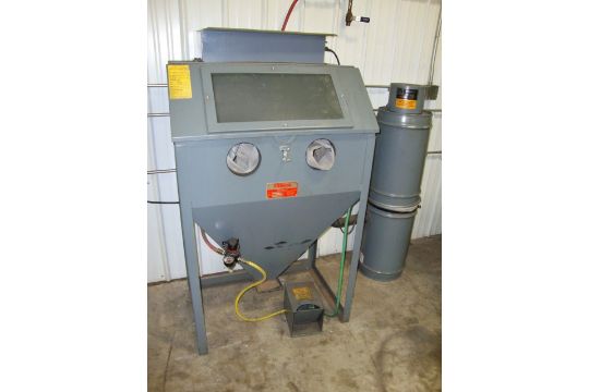 Trinco 36 Bp Sand Blast Cabinet With Bp2 Dust Collector