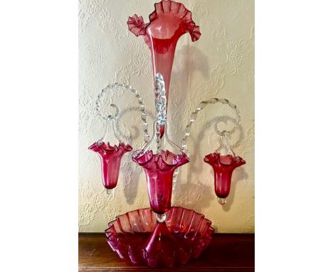 EPERGNE CRANBERRY AND CLEAR GLASS, SCREW IN THREE HANGING VASES, APPROX 55cm HIGH

 