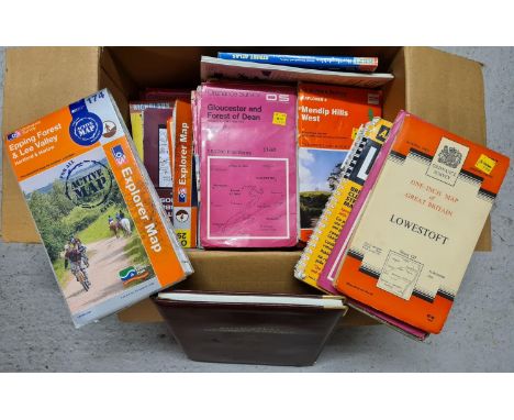 A quantity of assorted vintage British maps, mostly Ordnance Survey. 