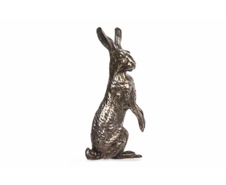 MODERN SILVER FIGURE OF A SITTING HAREmaker 'WW', Birmingham 2006, stamped 925, cast naturalistic model of hare upright on hi