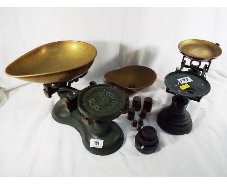 A set of two scales with weights