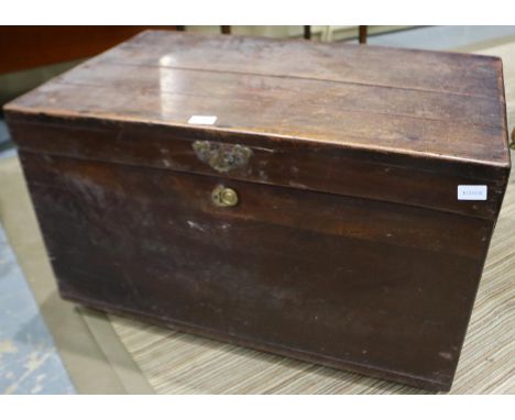 Victorian brass mounted travelling trunk, 85 x 53 x 50 cm H. Not available for in-house P&amp;P 