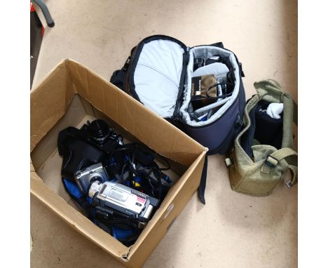 Vintage cameras and accessories, including Braun Novamat 