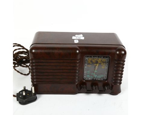 A Vintage Bakelite radio, width 30cm, height 17cm 