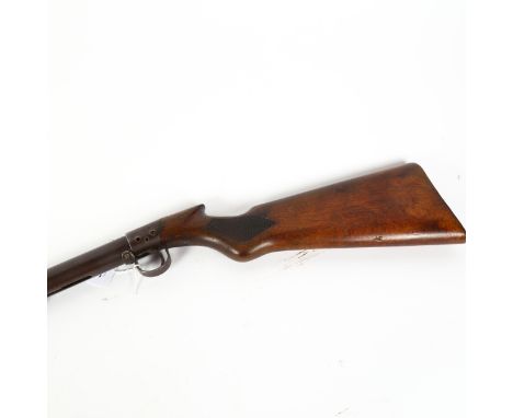 Vintage BSA air rifle, serial no. CS22860, overall length 115cm 