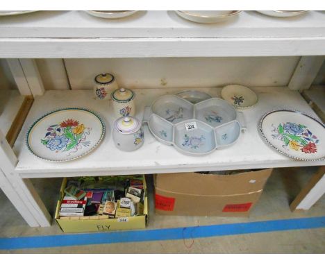 7 pieces of Poole pottery